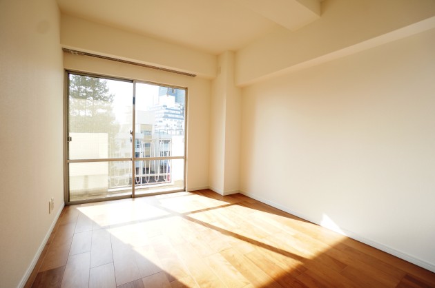 南平台アジアマンション508号室ベッドルームにピッタリのサイズの部屋｜SOHO東京