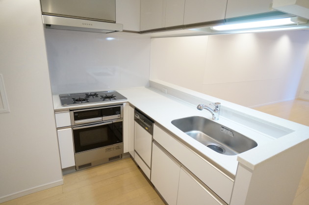 residence-fujimi-kitchen