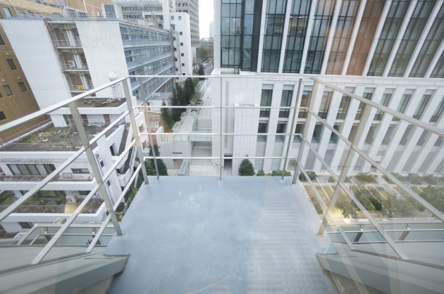 HK-hirakawacho-balcony2