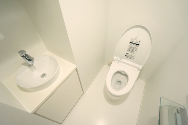 court_modelia_roppongi-404-toilet-01-sohotokyo