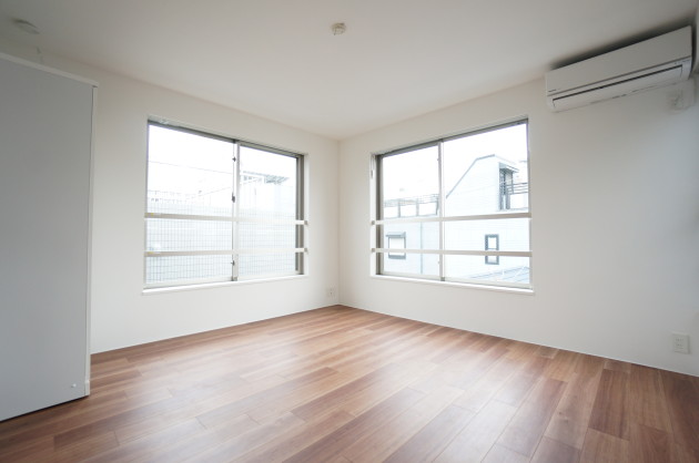 apartmentKURO-room02