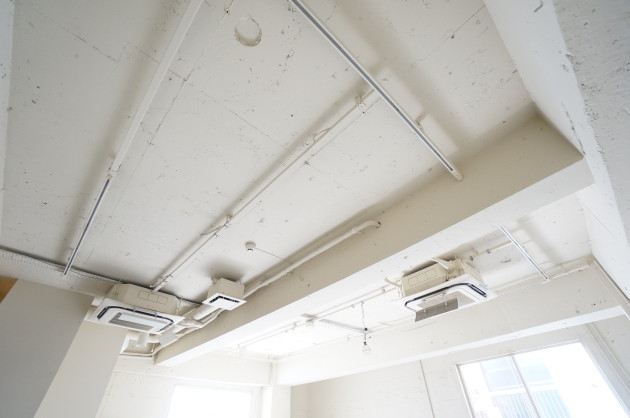 black-aoyama-5F-room05