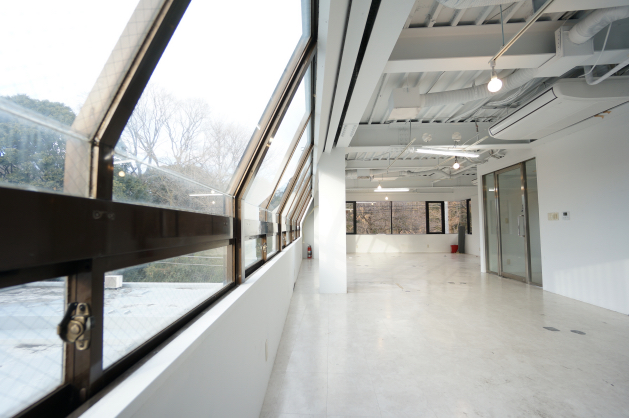 walls_building-4F-room-09-sohotokyo