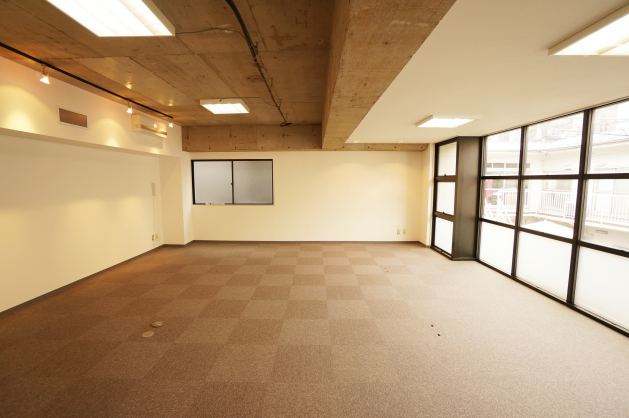 roop-minamiaoyama-02