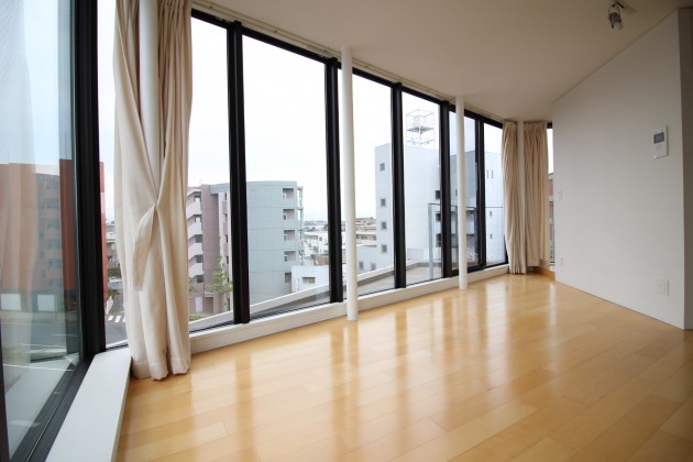 L'ecrin_Yoga-501-livingroom-03-sohotokyo