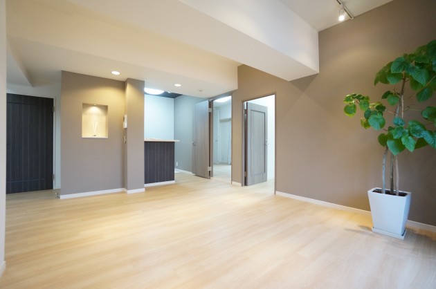 chestnuthills-404-room03