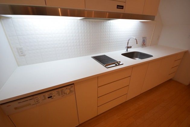 soho-kitaaoyama-106-room07