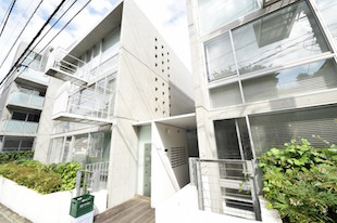 【募集終了】代々木上原。間仕切りされた打ちっ放しワンルーム。