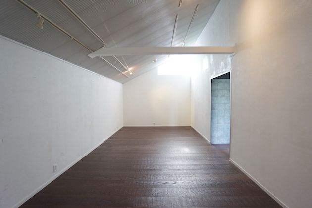 shinjuku-4chome-building-room-1