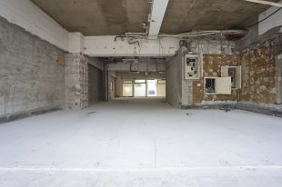 【募集終了】渋谷。ワンフロアを店舗とオフィス、2つの空間に。