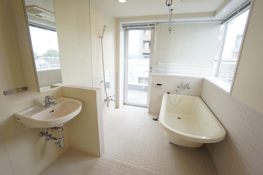 meguroparkhils-302-1F-bathroom-01-sohotokyo