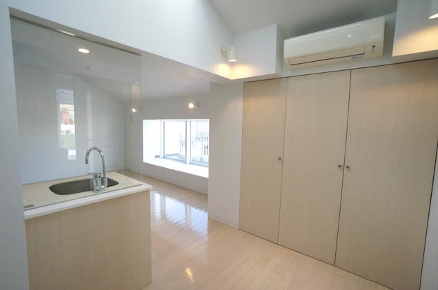 modeliabrut-sangubashi-401-room-04-sohotokyo