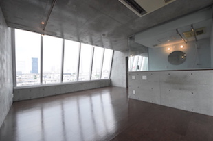 【募集終了】中野のデザイナーズSOHO。最上階から望む