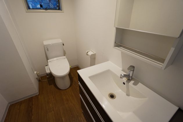 dg22build-toilet-01-sohotokyo