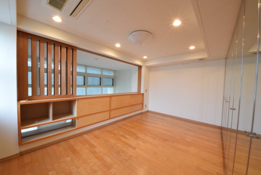 grandmeson_jingumae-103-bedroom-01-sohotokyo