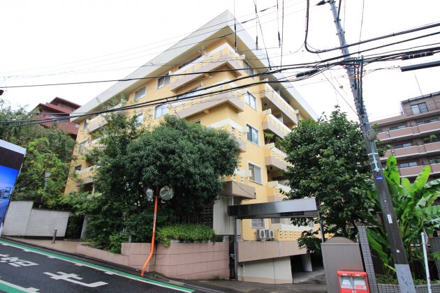 shinzaka-mansion-facade-01-sohotokyo