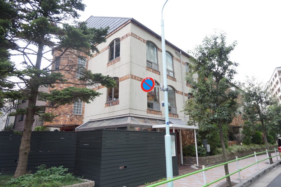 firstaprtments-facado-02-sohotokyo