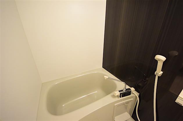 lapis_akasaka-401-bathroom-04-sohotokyo