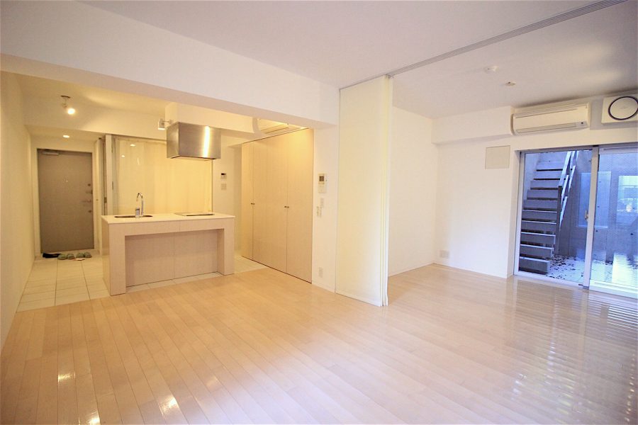 modeliabrut_sangubashi-104-room-09-sohotokyo