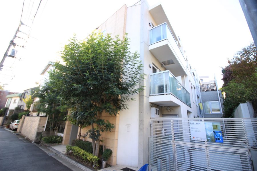 modeliabrut_sangubashi-facado-02-sohotokyo