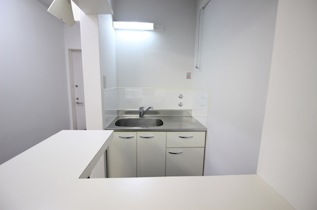 shibuya_flatbuilding-7A-kitchen-05-sohotokyo