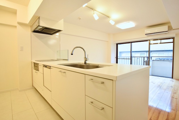 felicity_takanawa_retake_kitchen2