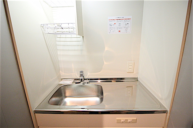 noblessembldg-2f-kitchen-01-sohotokyo