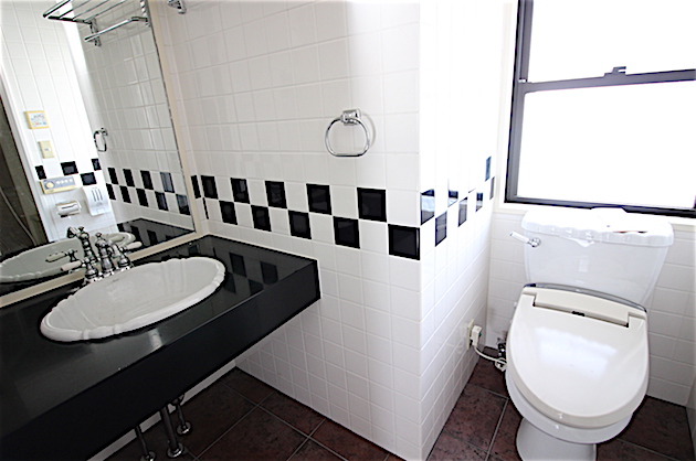 vanquish-10-bathroom-03-sohotokyo