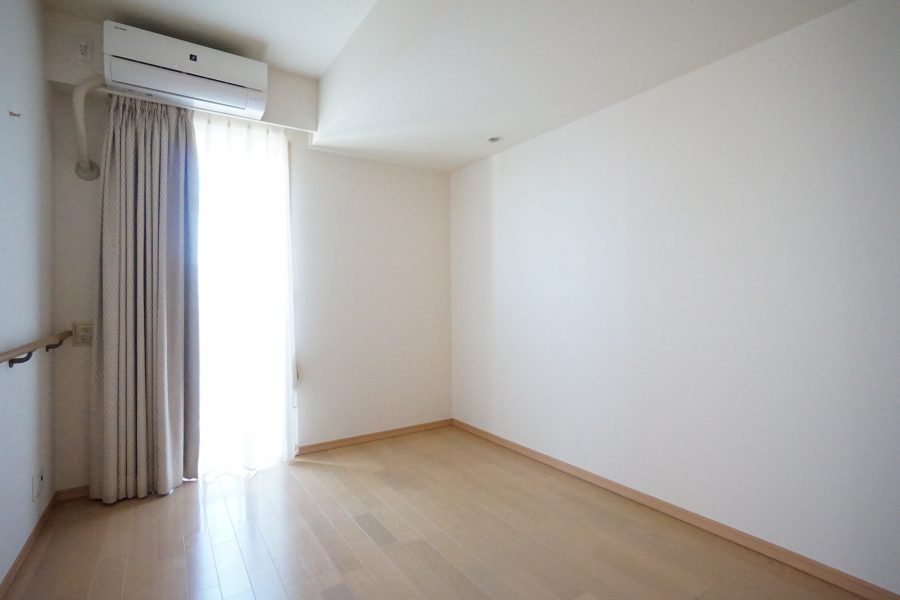 lionstower_tsukishima-bedroom-01-sohotokyo