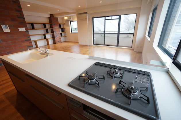 villa_deste-facade-303-kitchen-02-sohotokyo