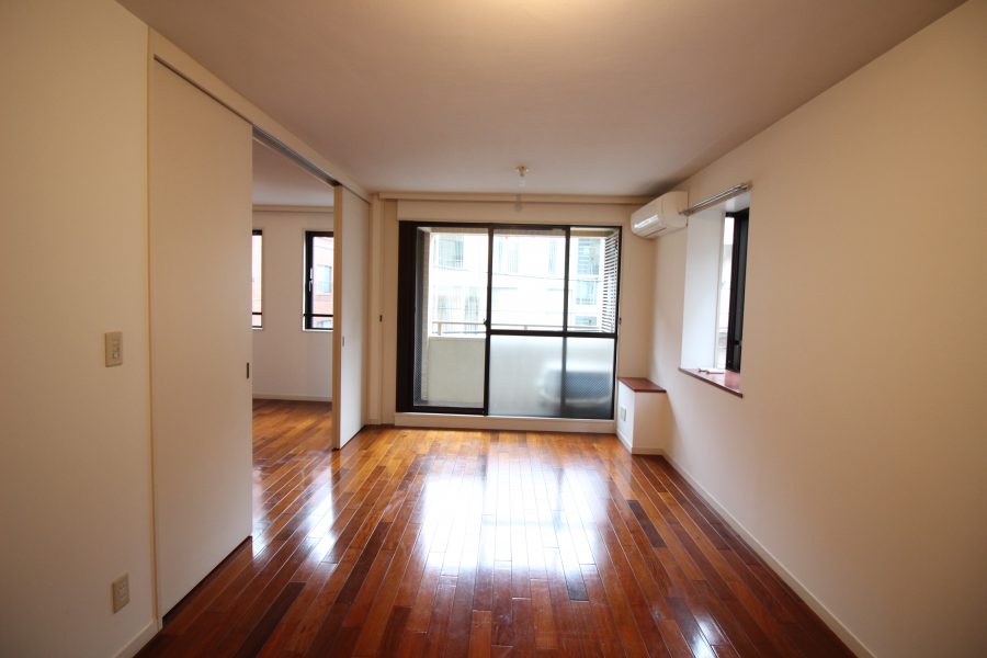 apica_harajyuku-302-livingroom-01-sohotokyo