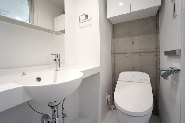 courtmadelia_akasaka895-502-bathroom-03-sohototyo