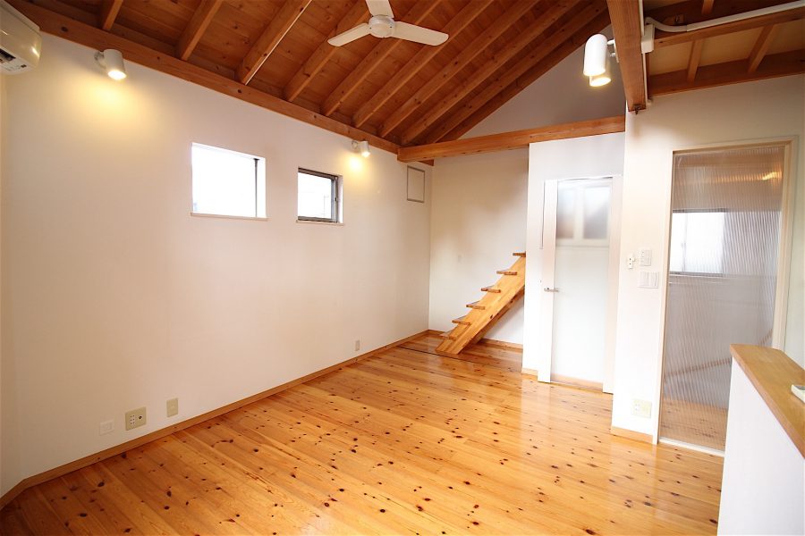 shirokanedai_kodate-2F-livingroom-03-sohotokyo