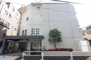 yshouseminamiaoyama104-facade-12-sohotokyo.jpg