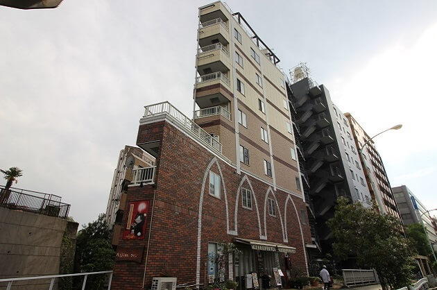 【募集終了】東新宿。採光豊かな最上階ワンフロアSOHO