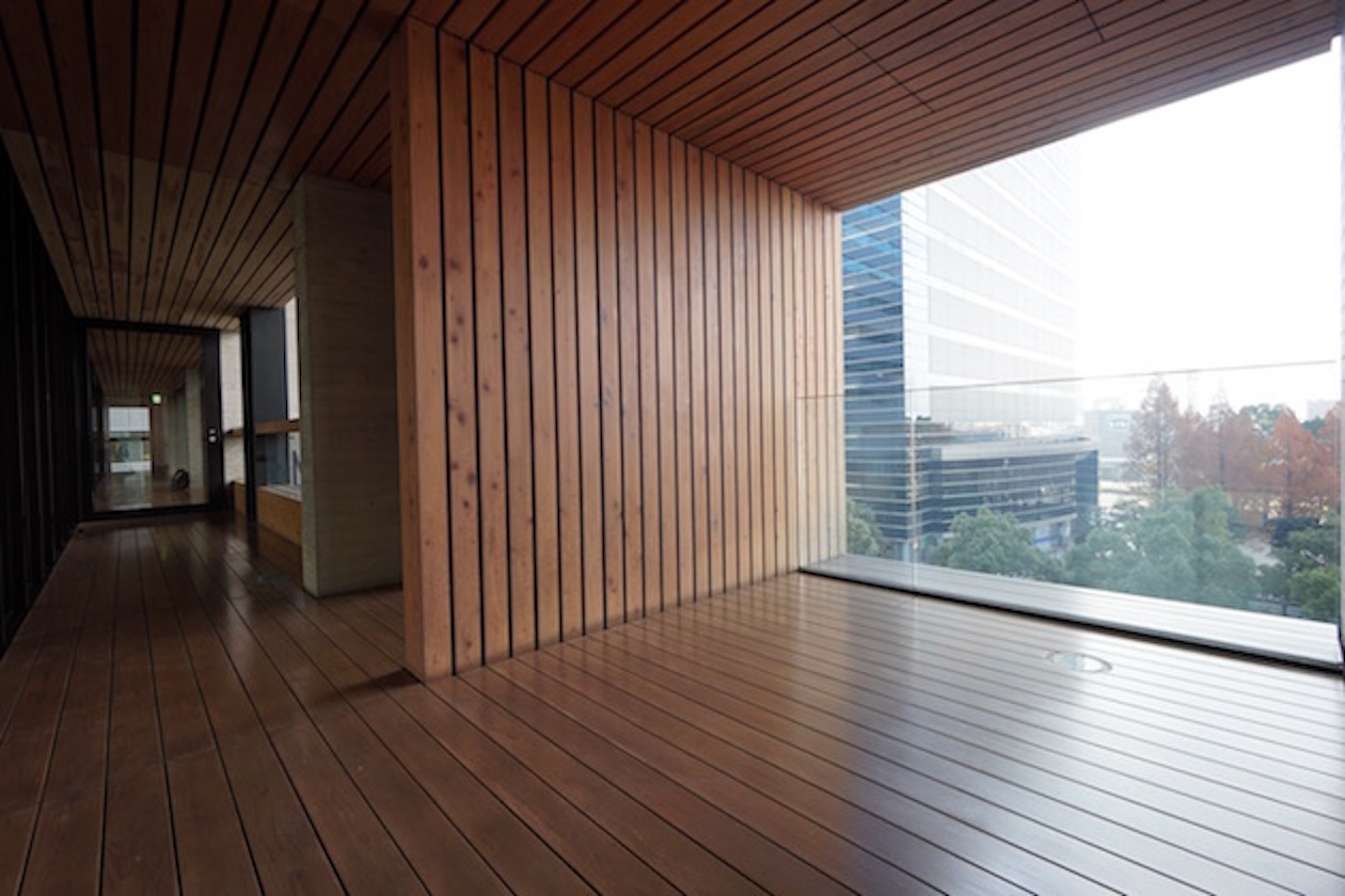 新木場3分、木に囲まれた唯一無二のモダンオフィス 室内