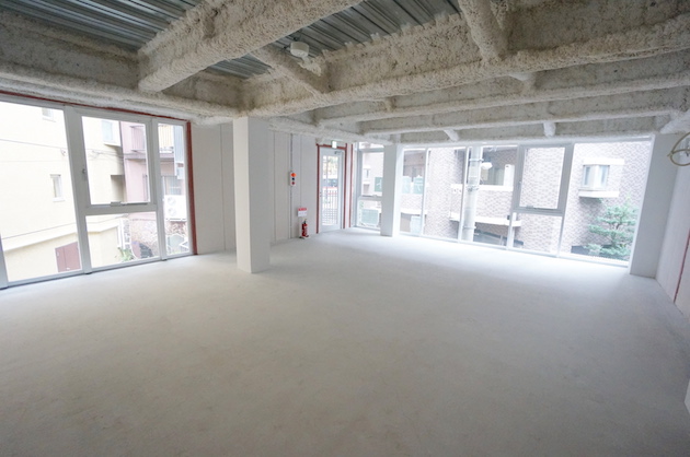 【募集終了】池尻、1階に駐車場付きのスケルトン。内装一部オーナー負担相談可。