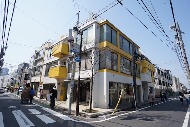【募集終了】表参道3分、まい泉通りに佇むシンボリックな建物で