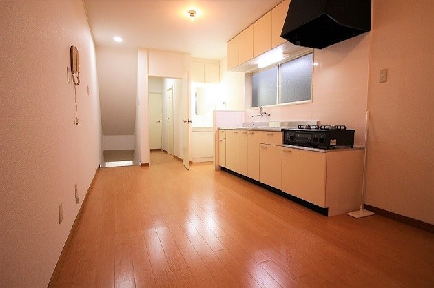 【募集終了】永福町駅3分、アットホームなリノベーション戸建