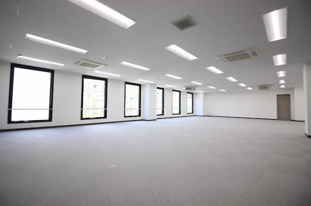 【募集終了】原宿明治通り沿い、シックな佇まいの大型オフィス。