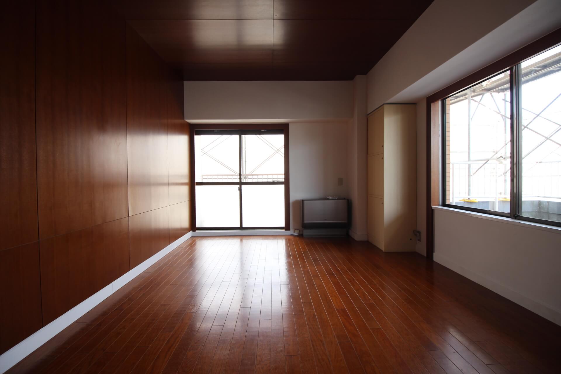 【募集終了】表参道駅2分。広々バルコニー付きコンパクトSOHO。