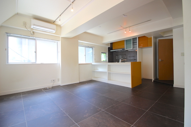 【募集終了】SOHOに適したメゾネット。ヒルズ裏の閑静な場所で