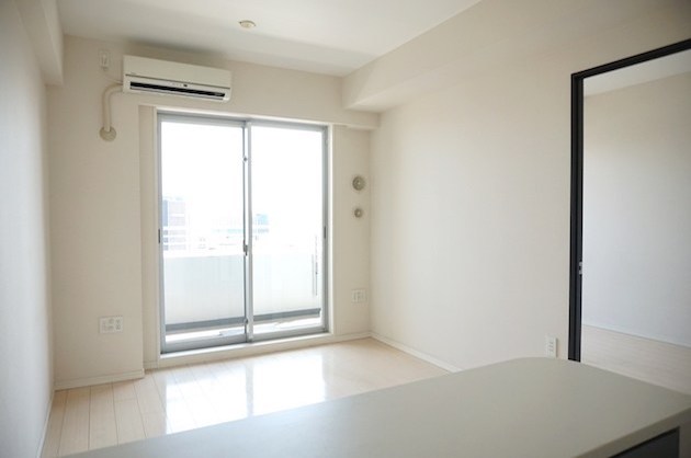 【募集終了】渋谷。白が映えるコンパクトSOHO。