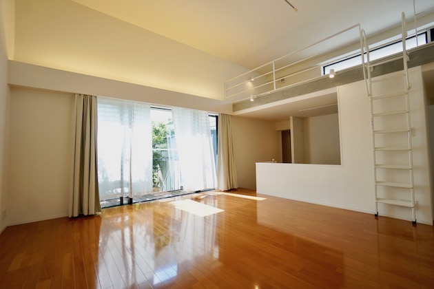 【募集終了】世田谷区松原、住宅街に佇むデザイナーズSOHO。