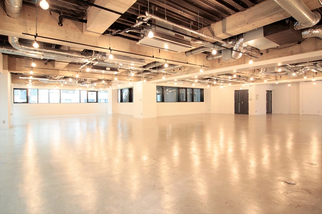 【募集終了】中央区。100坪超、ベース完成済みのハイスペック大空間。