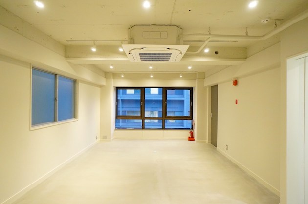 【募集終了】赤坂見附、若き画廊オーナーの意欲的リノベオフィス