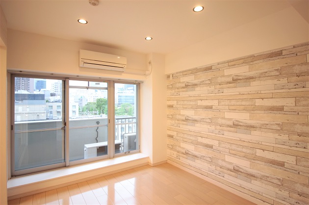 【募集終了】明治神宮前駅5分。明治通り側のフルリノベSOHO。