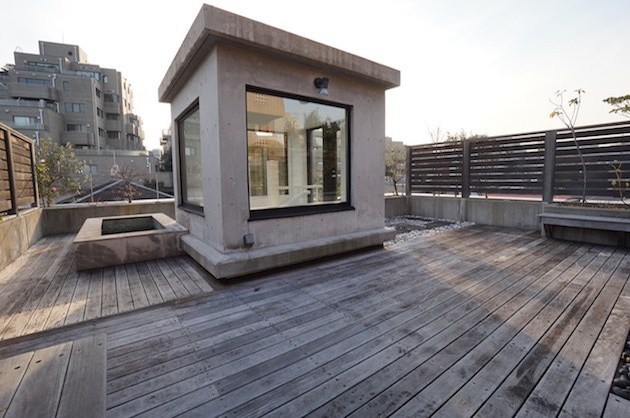 【募集終了】南青山。屋上ウッドテラス付ラグジュアリーSOHO