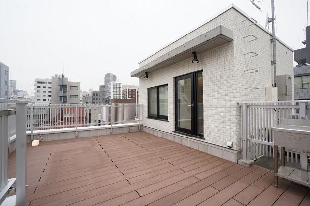 【募集終了】恵比寿5分の築浅SOHO、贅沢なプライベートテラス