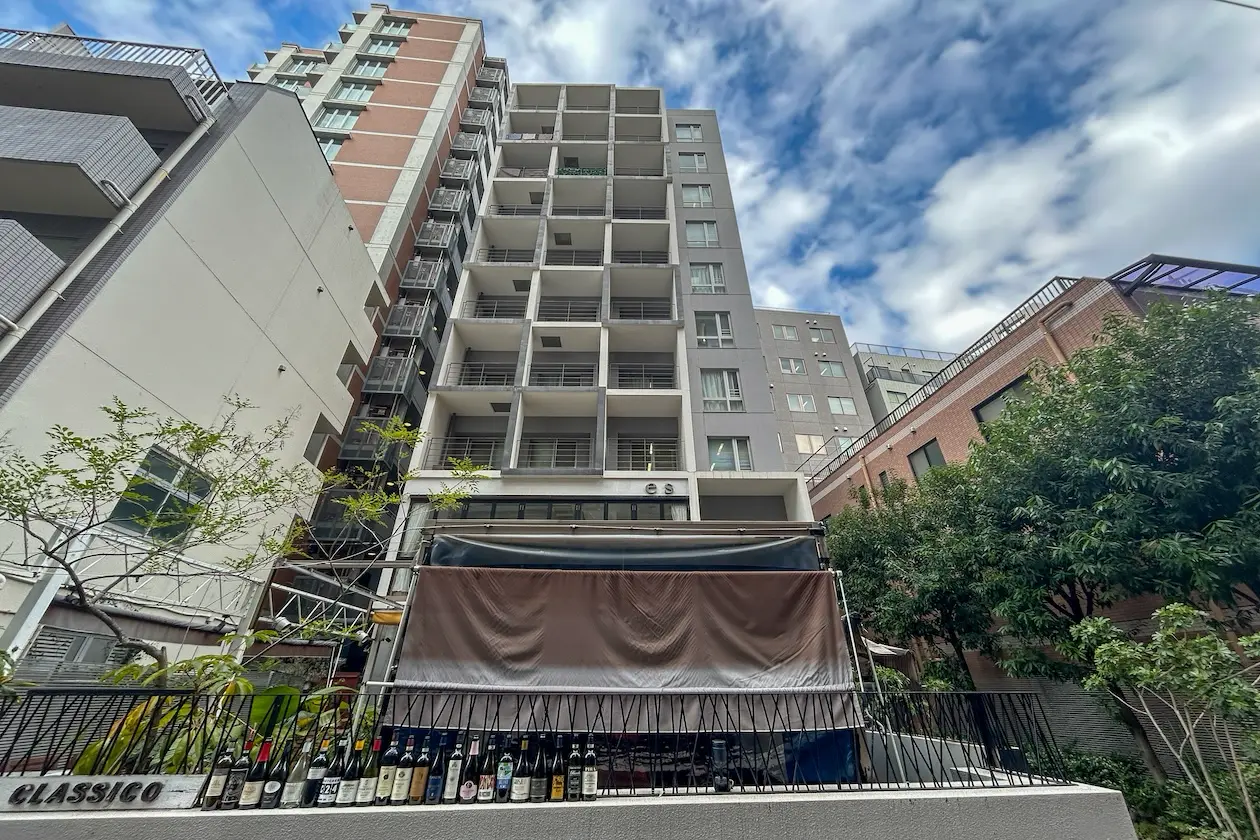 恵比寿徒歩6分、スタジオタイプのモノトーンSOHO 室内